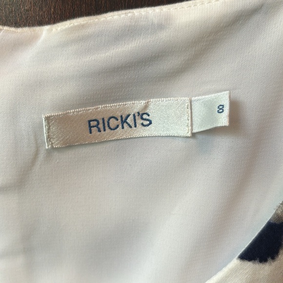 Ricki’s summer dress. - Picture 3 of 3